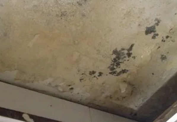 慈利阳台漏水维修公司分享下慈利卫生间渗水维修需要注意哪些问题。