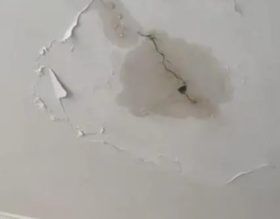 慈利阳台漏水维修公司分享下屋面防水工程质量问题原因分析